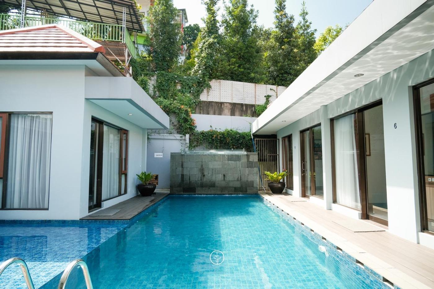 Rumah liburan Kirei Mountain View 7 Bedrooms With A Private Swimming Pool