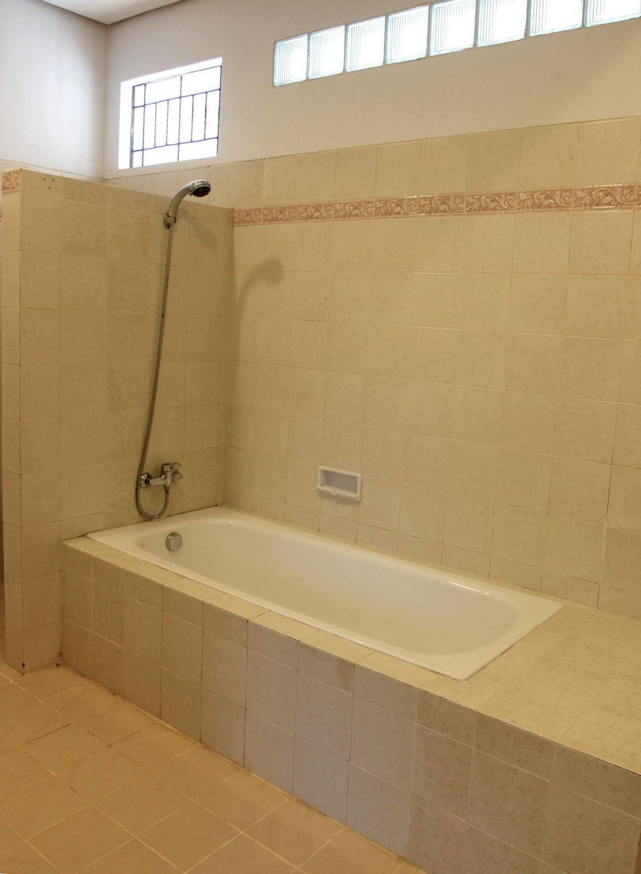 Kirei Mountain View 7 Bedrooms With A Private Swimming Pool Rumah liburan